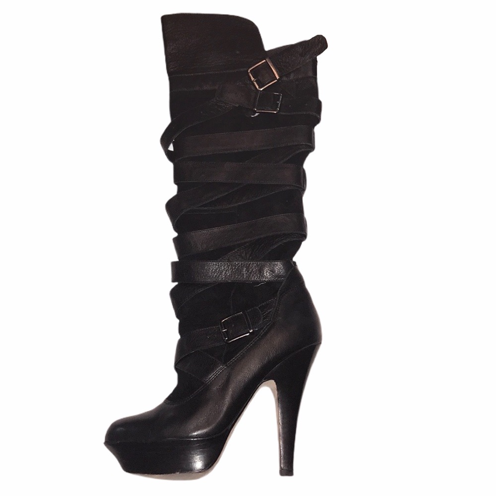 Dolce Vita leather straps platform black boot
